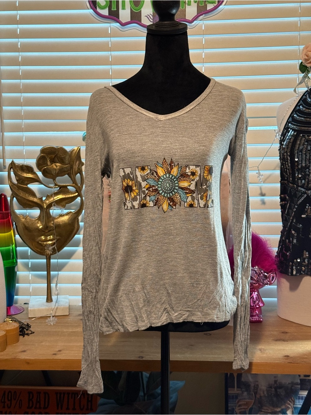 Upcycled Women’s Gray Long-Sleeve V-Neck Top with Sunflower MOM Graphic